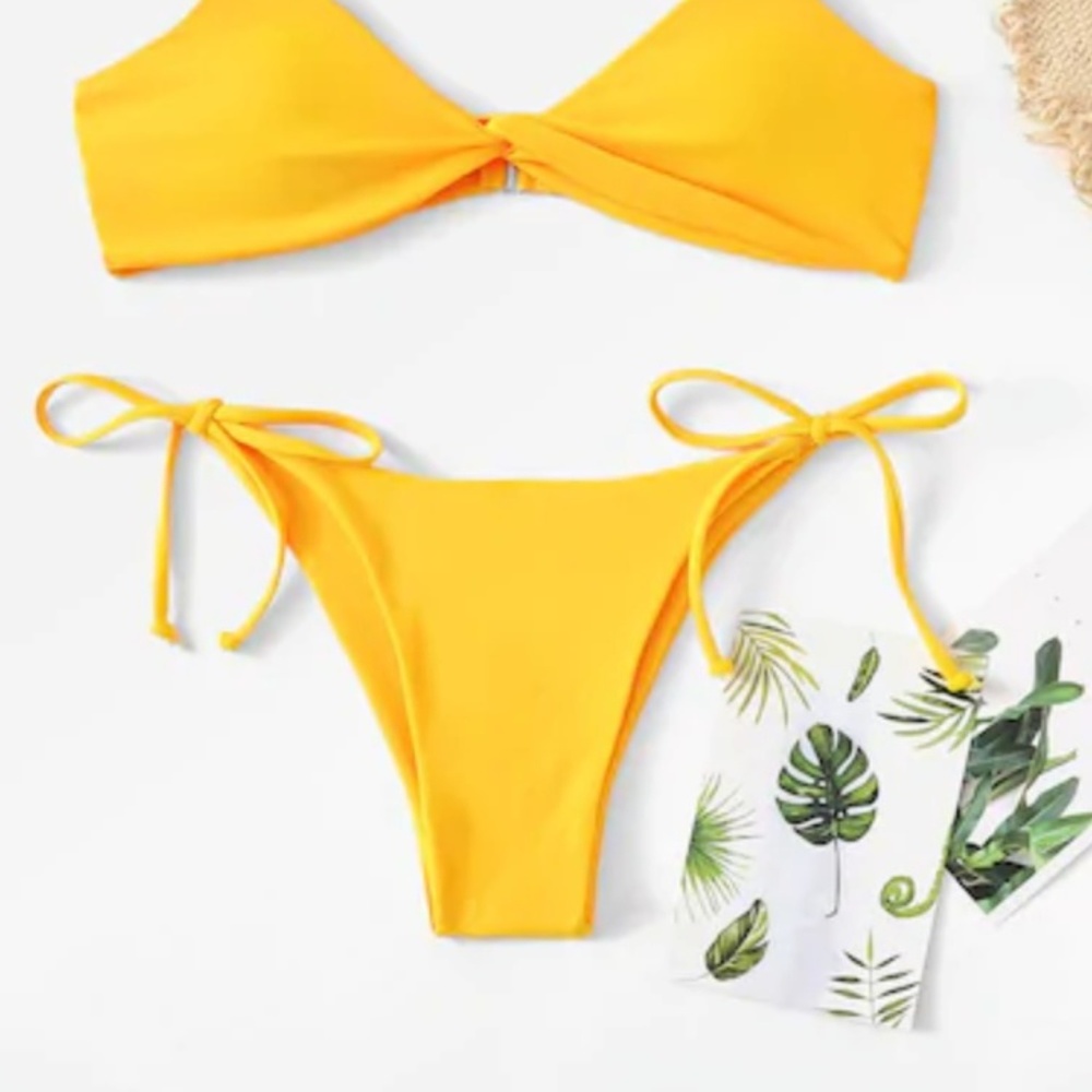 Bikini bottom